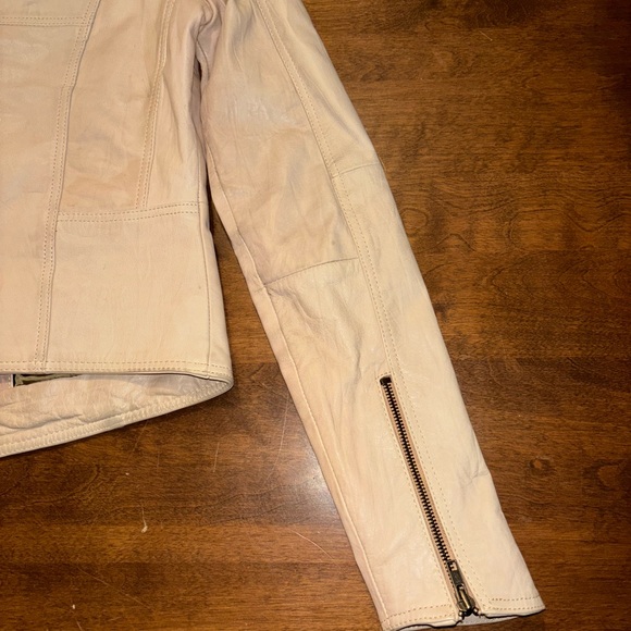 Genuine Leather Jacket - Picture 11 of 12